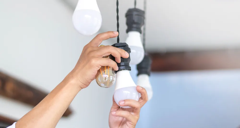 蛍光灯からLEDへの交換は器具ごと変えるのがおすすめ